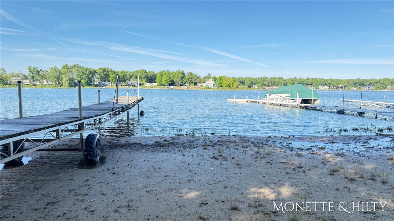 2550 Cove Road Twin Lake, MI 49457 - Photo 11 of 50