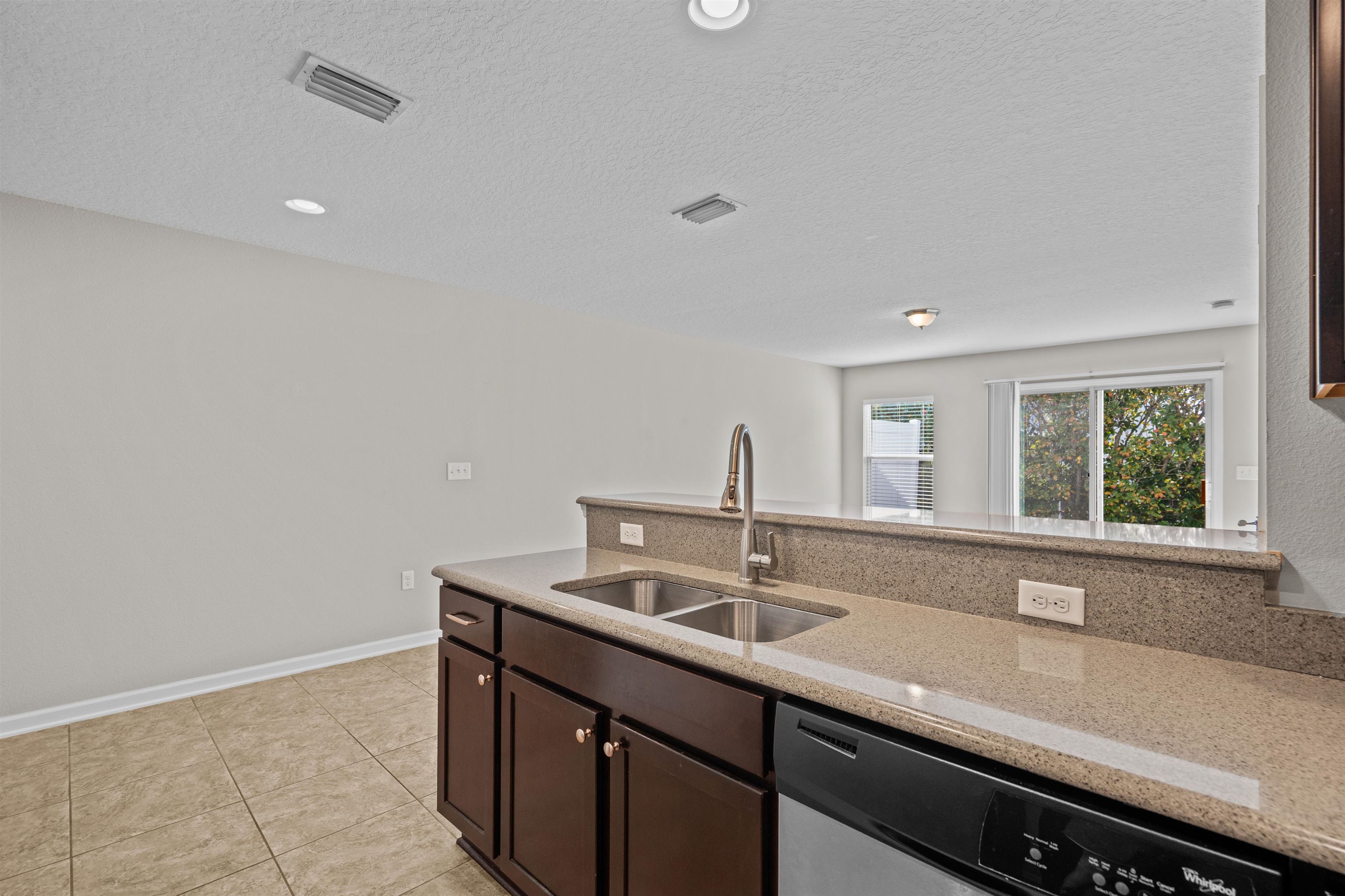 24 Islander Court St. Augustine, FL 32080 - Photo 5 of 35