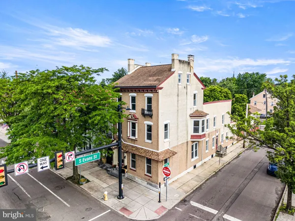 $445,000 | 344 East High Street, Pottstown, PA 19464
