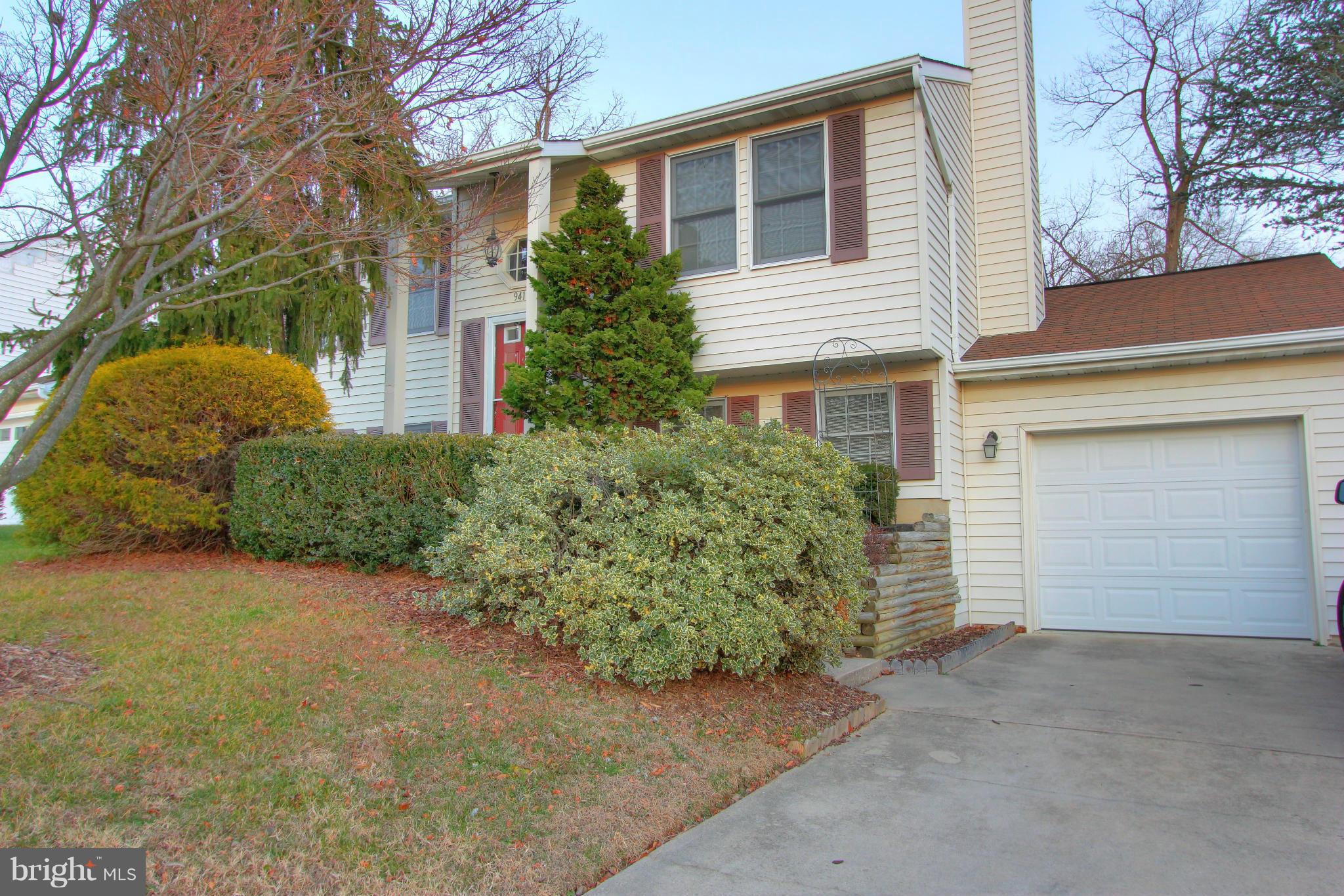 9411 North Laurel Road Laurel, MD 20723 - Photo 1 of 30 Exterior (Front)