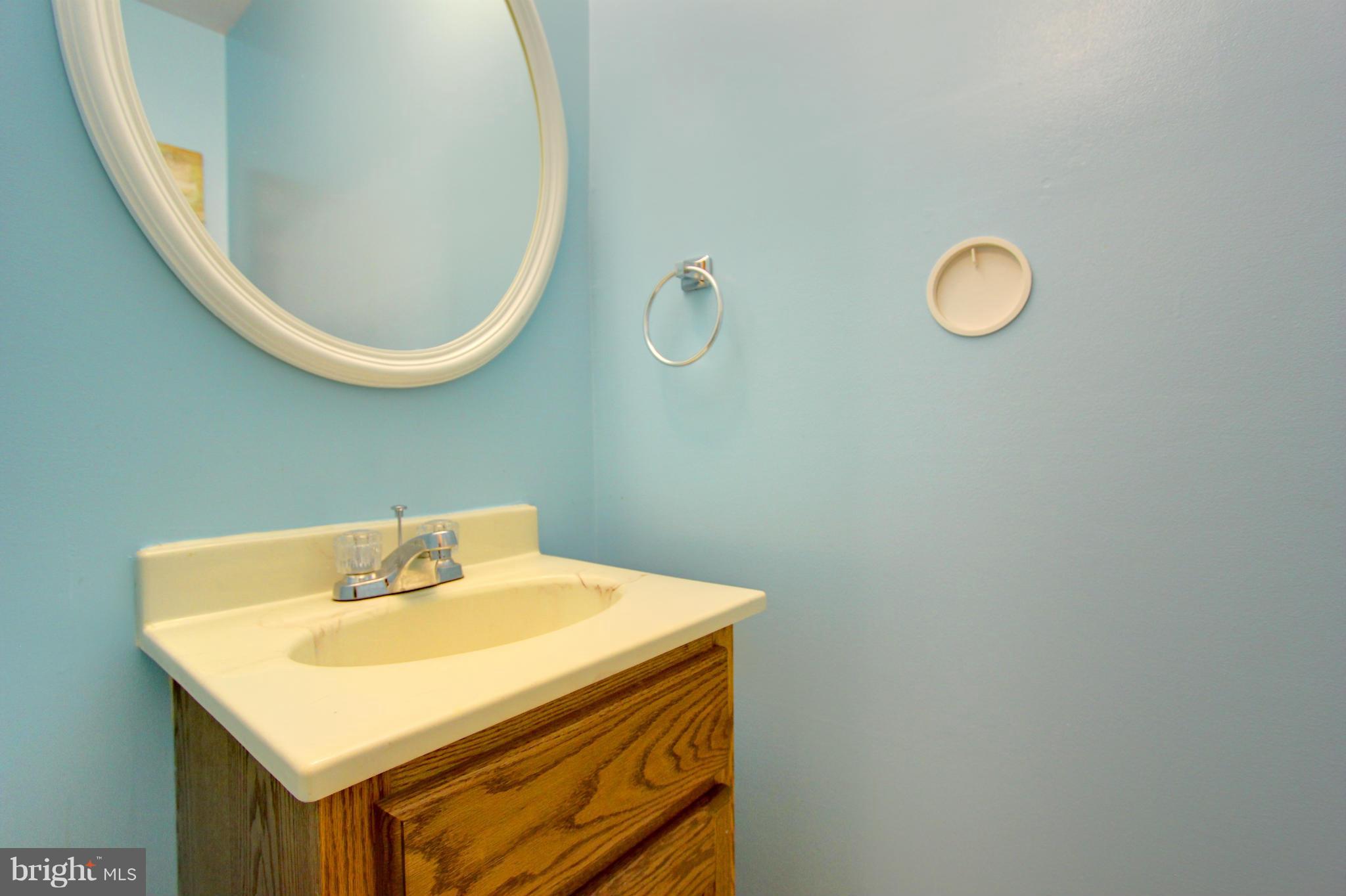 9411 North Laurel Road Laurel, MD 20723 - Photo 18 of 30 Bath