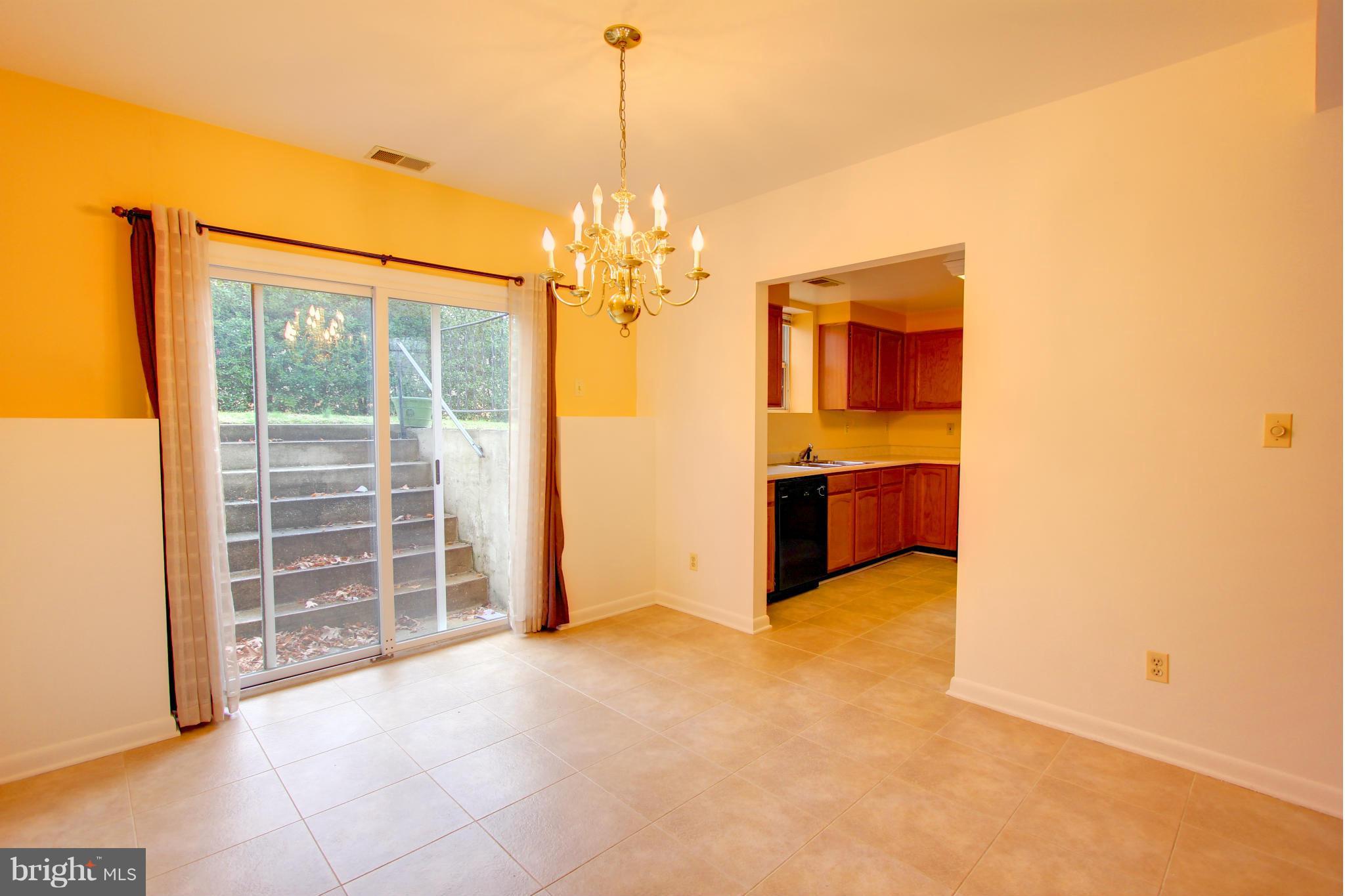 9411 North Laurel Road Laurel, MD 20723 - Photo 9 of 30 Dining Room
