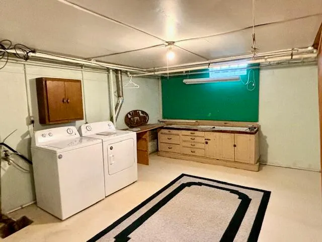 $277,000 | 2703 Wilgus Avenue, Sheboygan, WI 53081