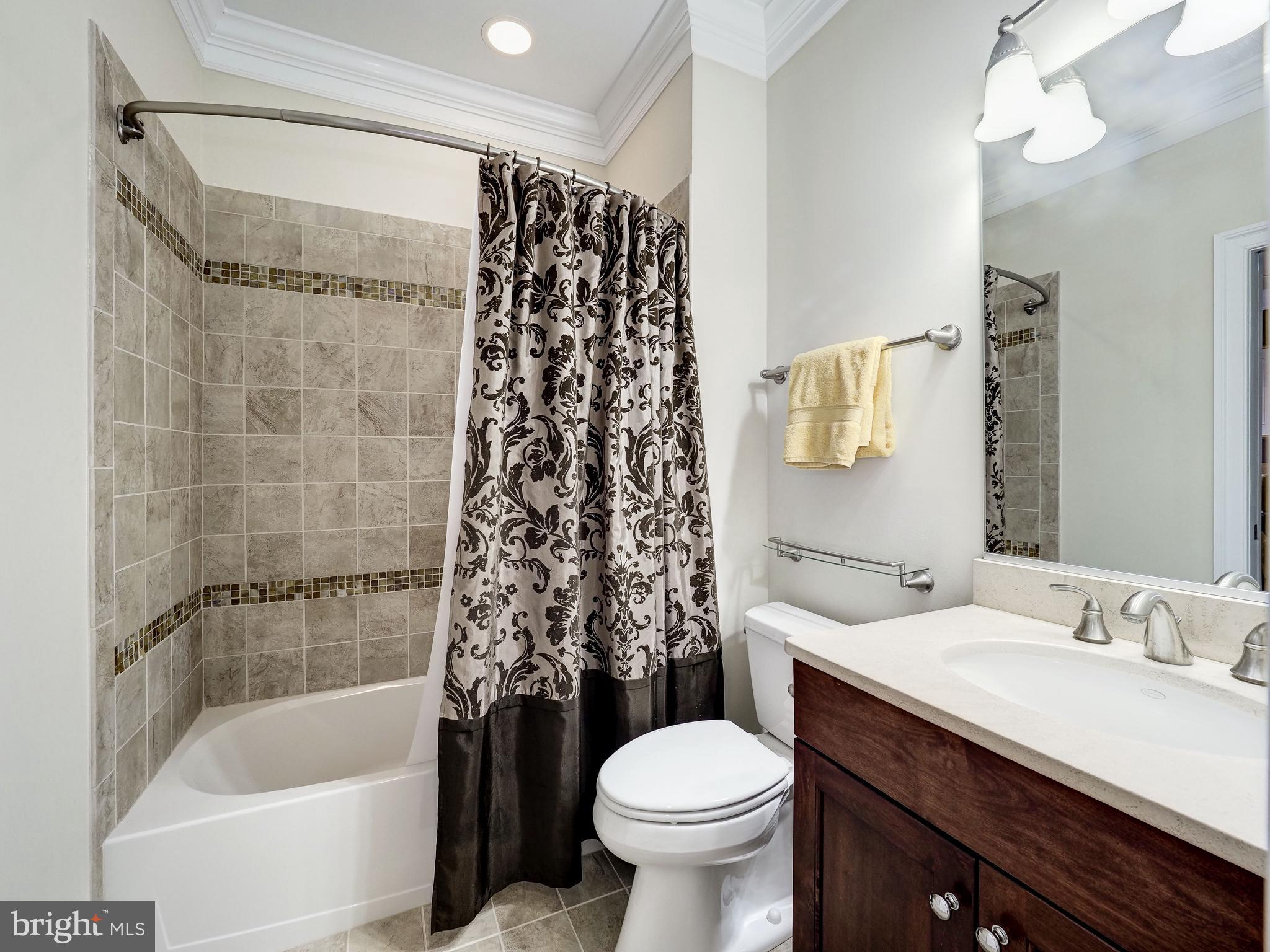 7612 Exeter Road Bethesda, MD 20814 - Photo 30 of 55 Second Bath