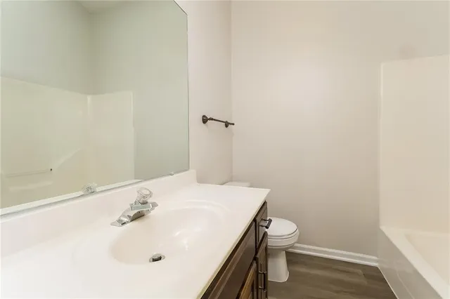 $2,095 | 403 East 9th Street, Kearney, MO 64060