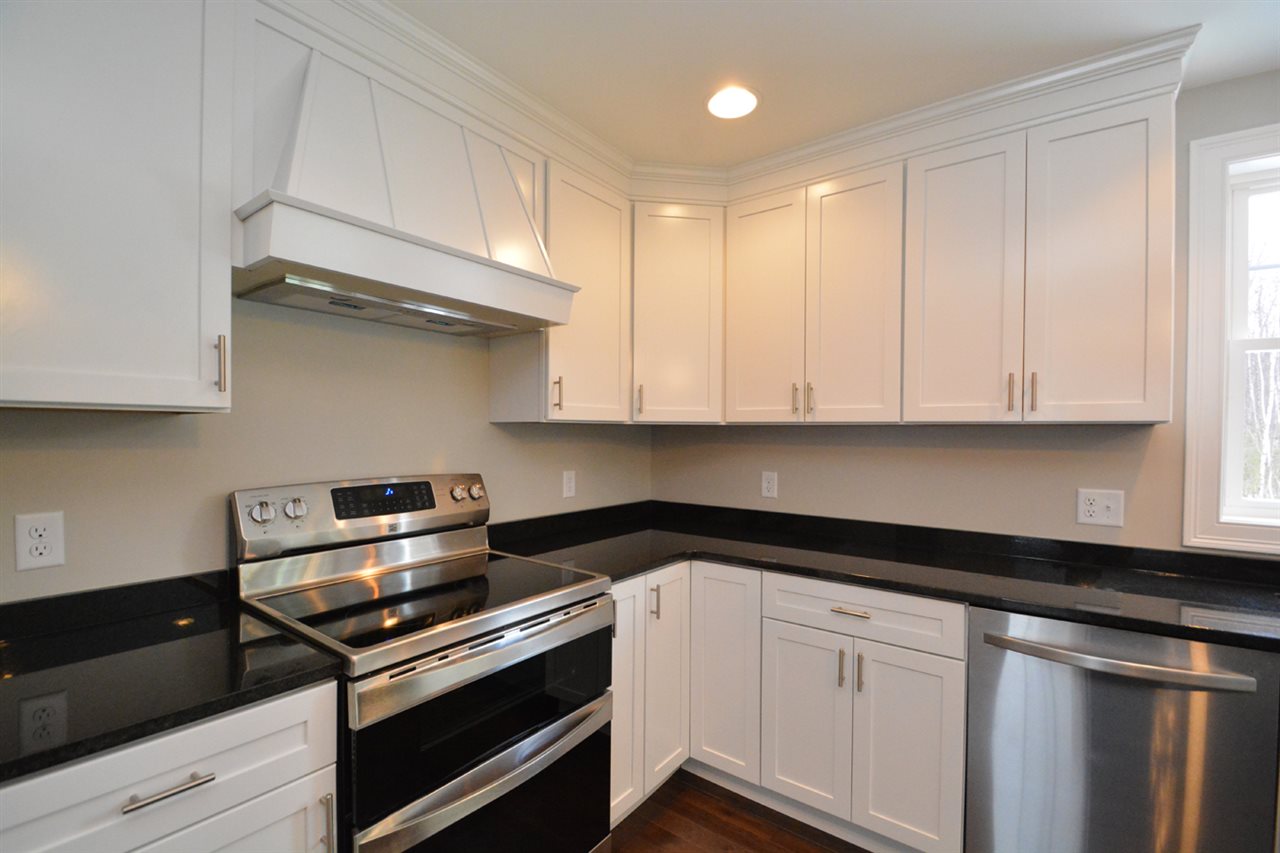 52 Constitution Way, Unit LOT 12 Rochester, NH 03867 - Photo 18 of 35
