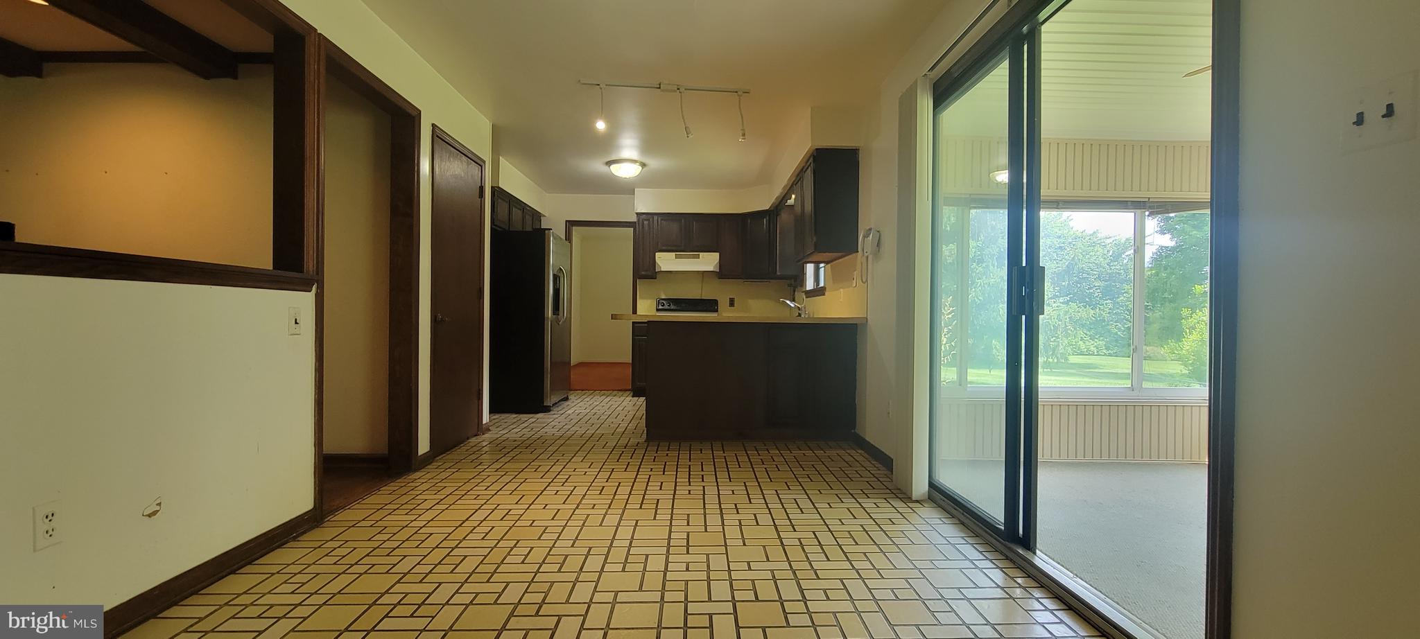 48 Quartz Mill Road Newark, DE 19711 - Photo 10 of 21 Kitchen