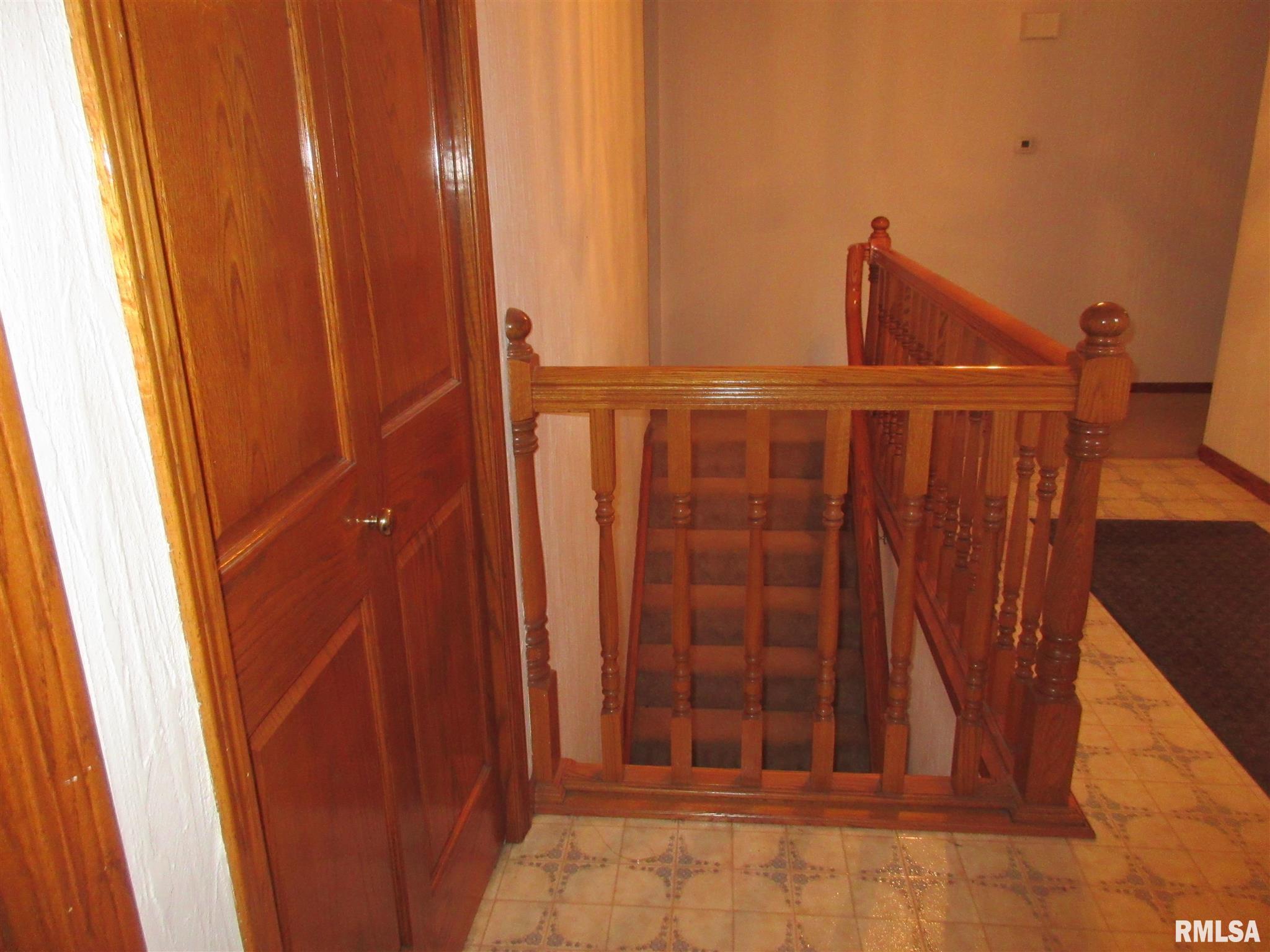 817 7th Street Colona, IL 61241 - Photo 4 of 26 Gallery Image 4