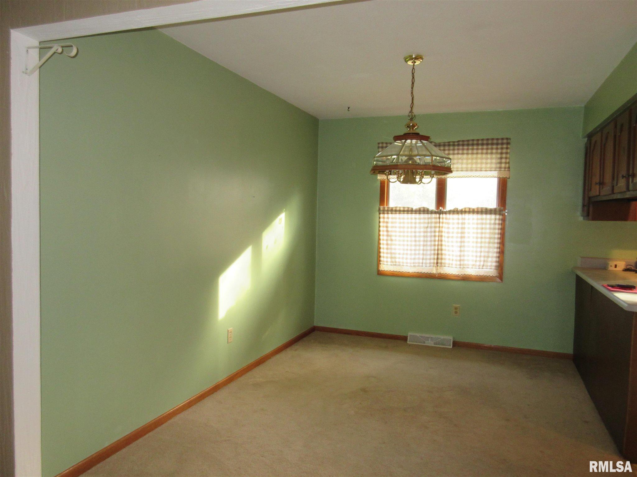 817 7th Street Colona, IL 61241 - Photo 8 of 26 Gallery Image 8