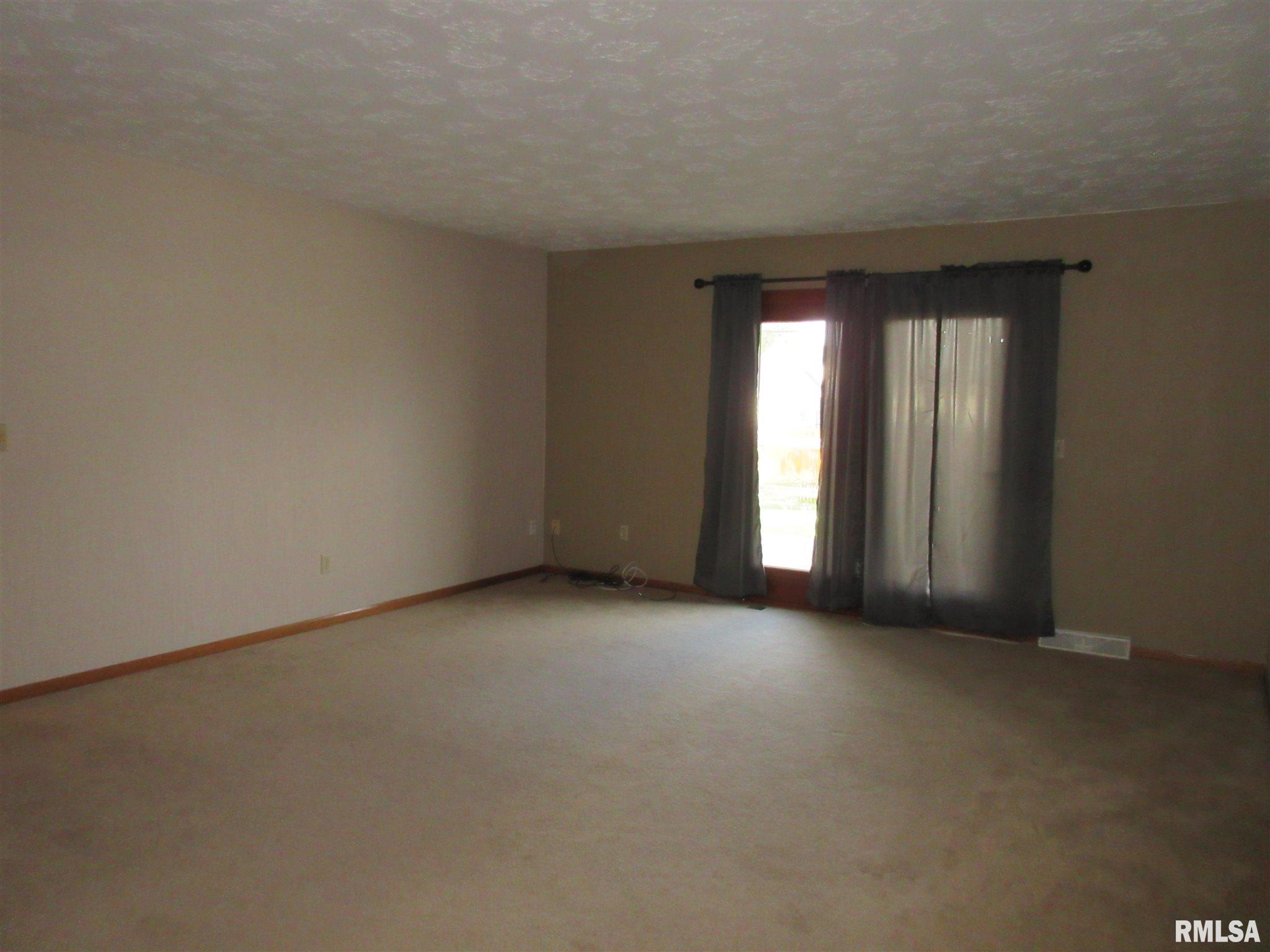 817 7th Street Colona, IL 61241 - Photo 9 of 26 Gallery Image 9
