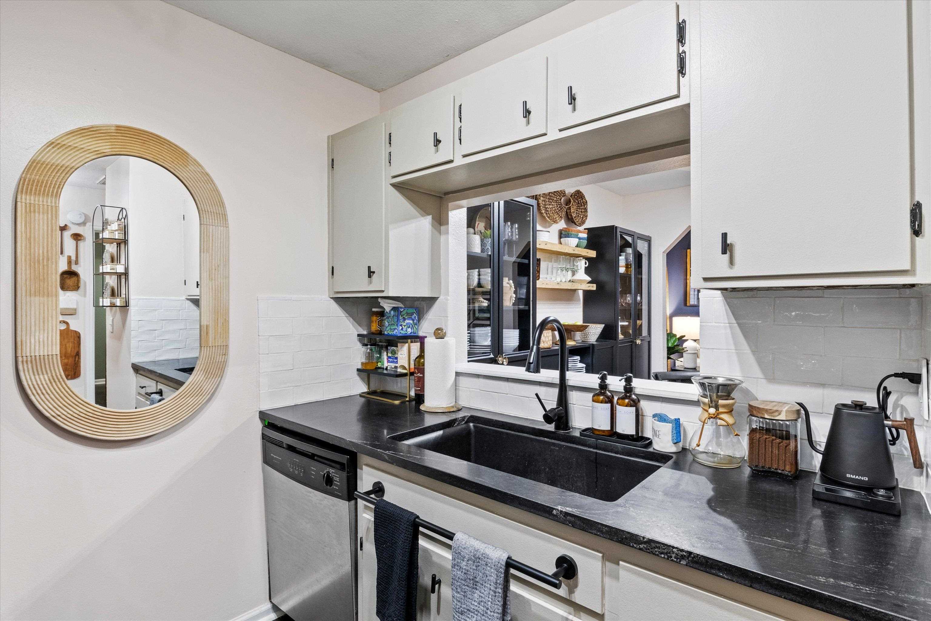 3996 Gaffney Loop Tallahassee, FL 32303 - Photo 3 of 27