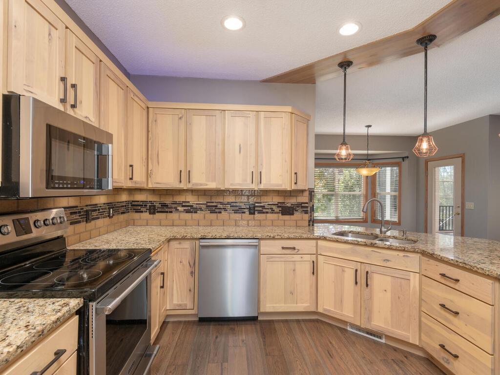 22285 Jasmine Way Rogers, MN 55374 - Photo 16 of 49