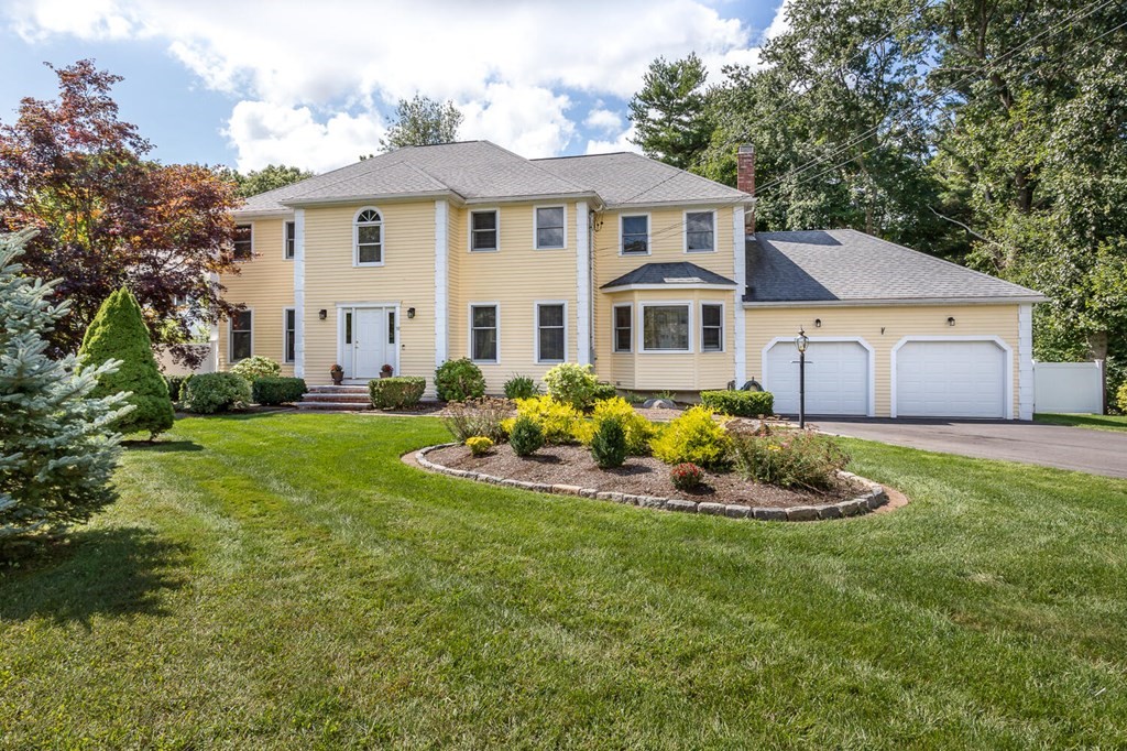 10 Nathaniel Way Canton, MA 02021 - Photo 1 of 34 Gallery Image 1