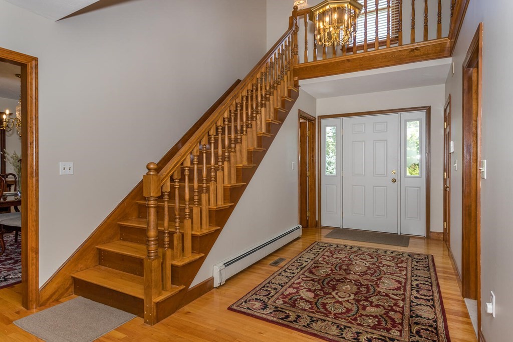 10 Nathaniel Way Canton, MA 02021 - Photo 3 of 34 Gallery Image 3