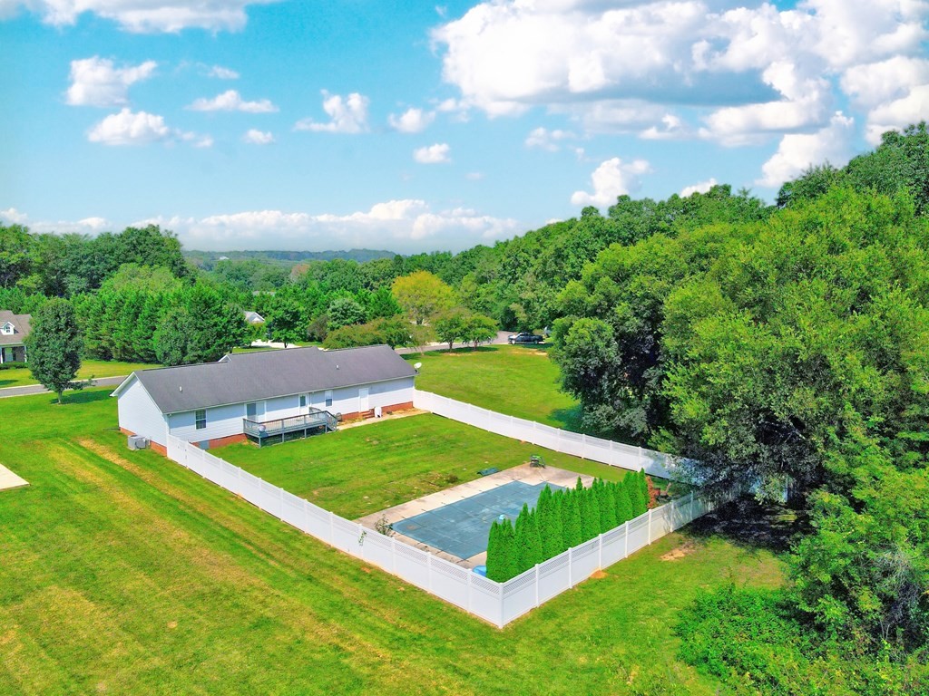 185 Riverside Drive Benton, TN 37307 - Photo 8 of 37
