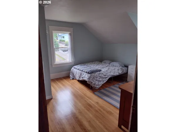$524,999 | 612 Harrison Avenue, Astoria, OR 97103