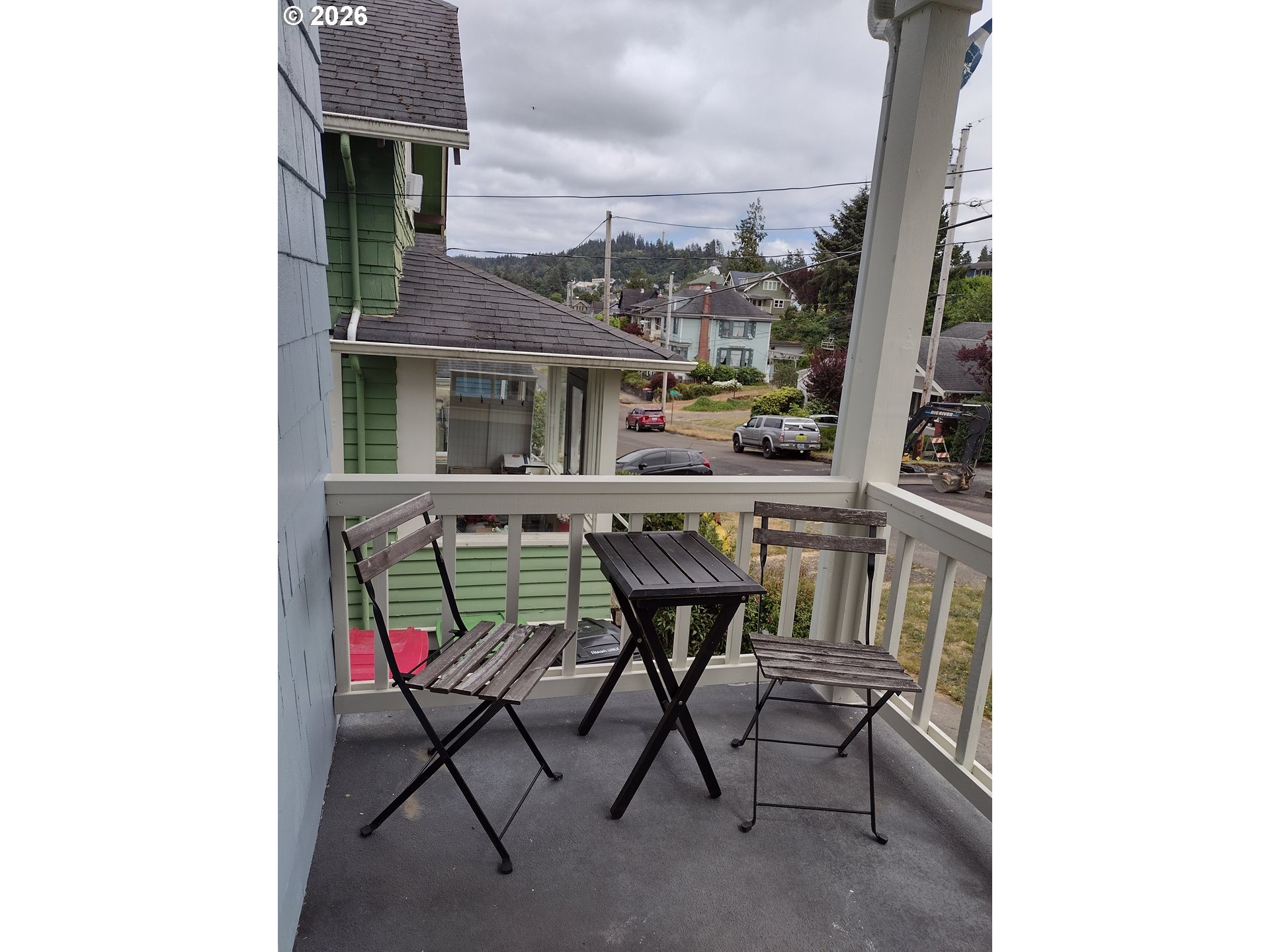 612 Harrison Avenue Astoria, OR 97103 - Photo 2 of 17 a balcony view with a seating space