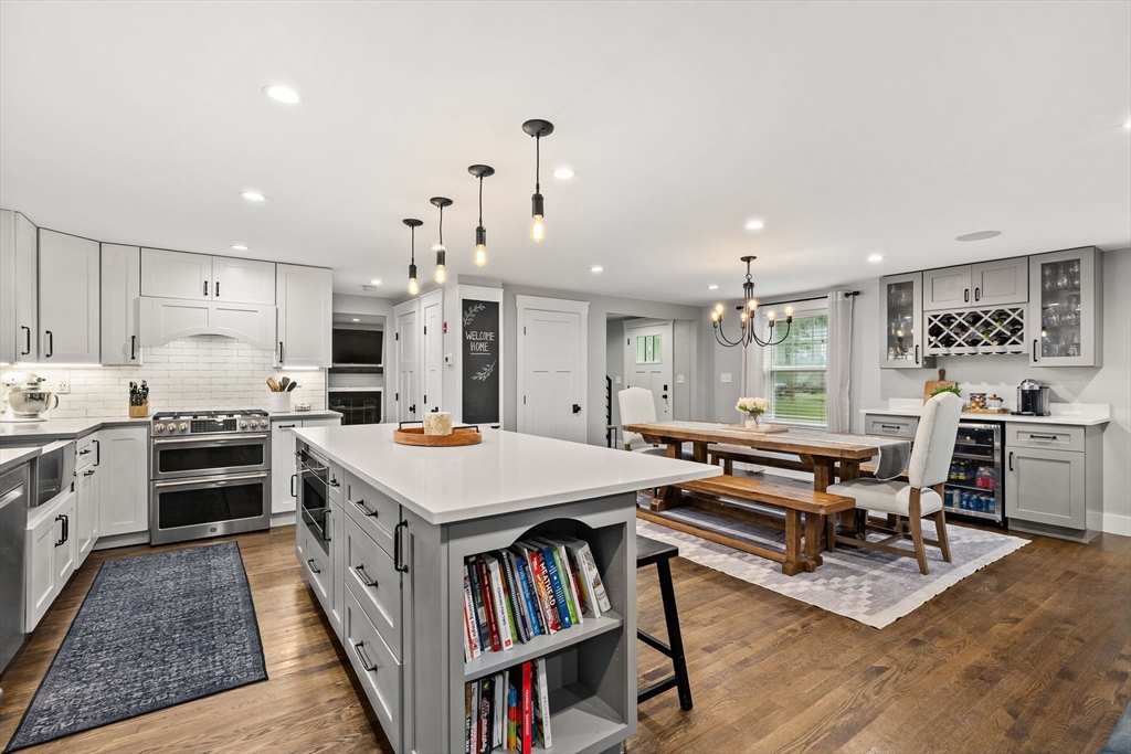 21 Arrowhead Road Topsfield, MA 01983 - Photo 4 of 42 Gallery Image 4