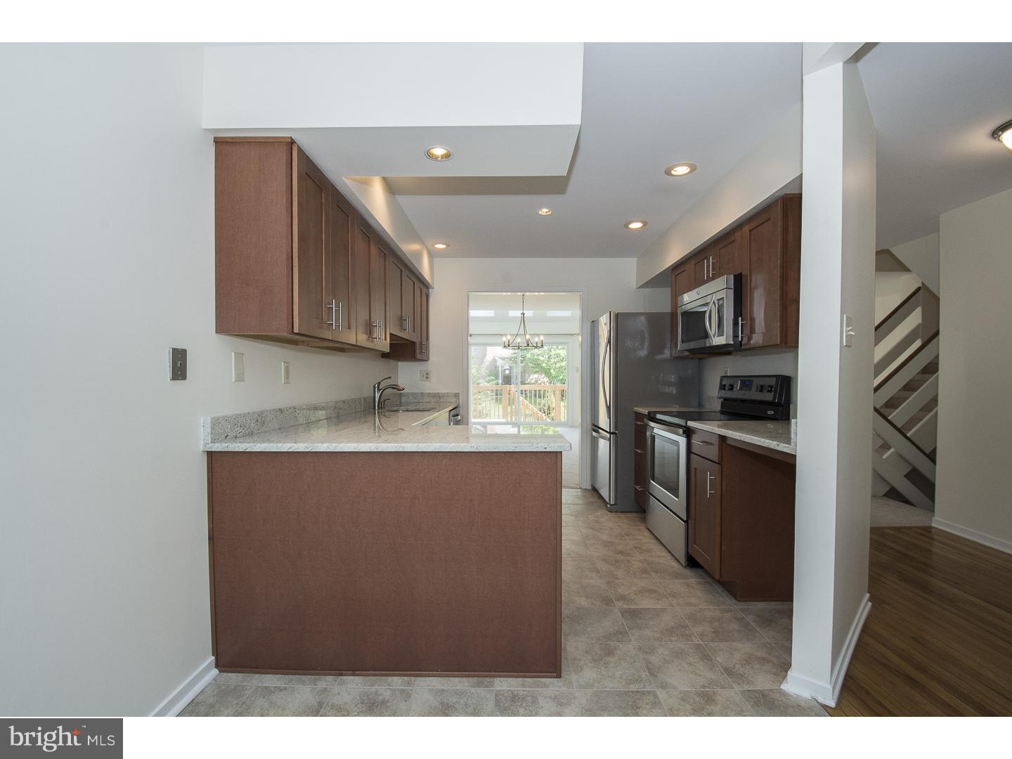29 Stonehurst Court Wayne, PA 19087 - Photo 2 of 21 Kitchen