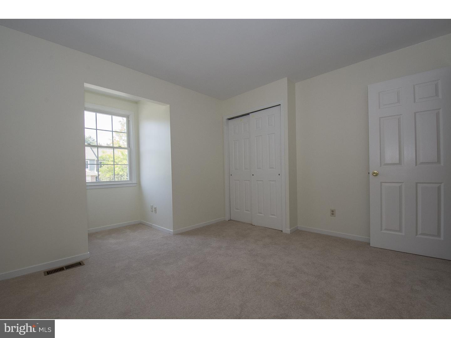 29 Stonehurst Court Wayne, PA 19087 - Photo 16 of 21 Bedroom 3