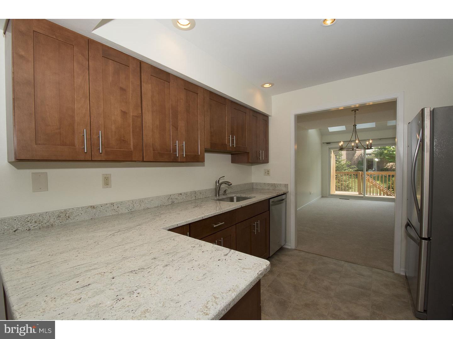 29 Stonehurst Court Wayne, PA 19087 - Photo 4 of 21 Kitchen