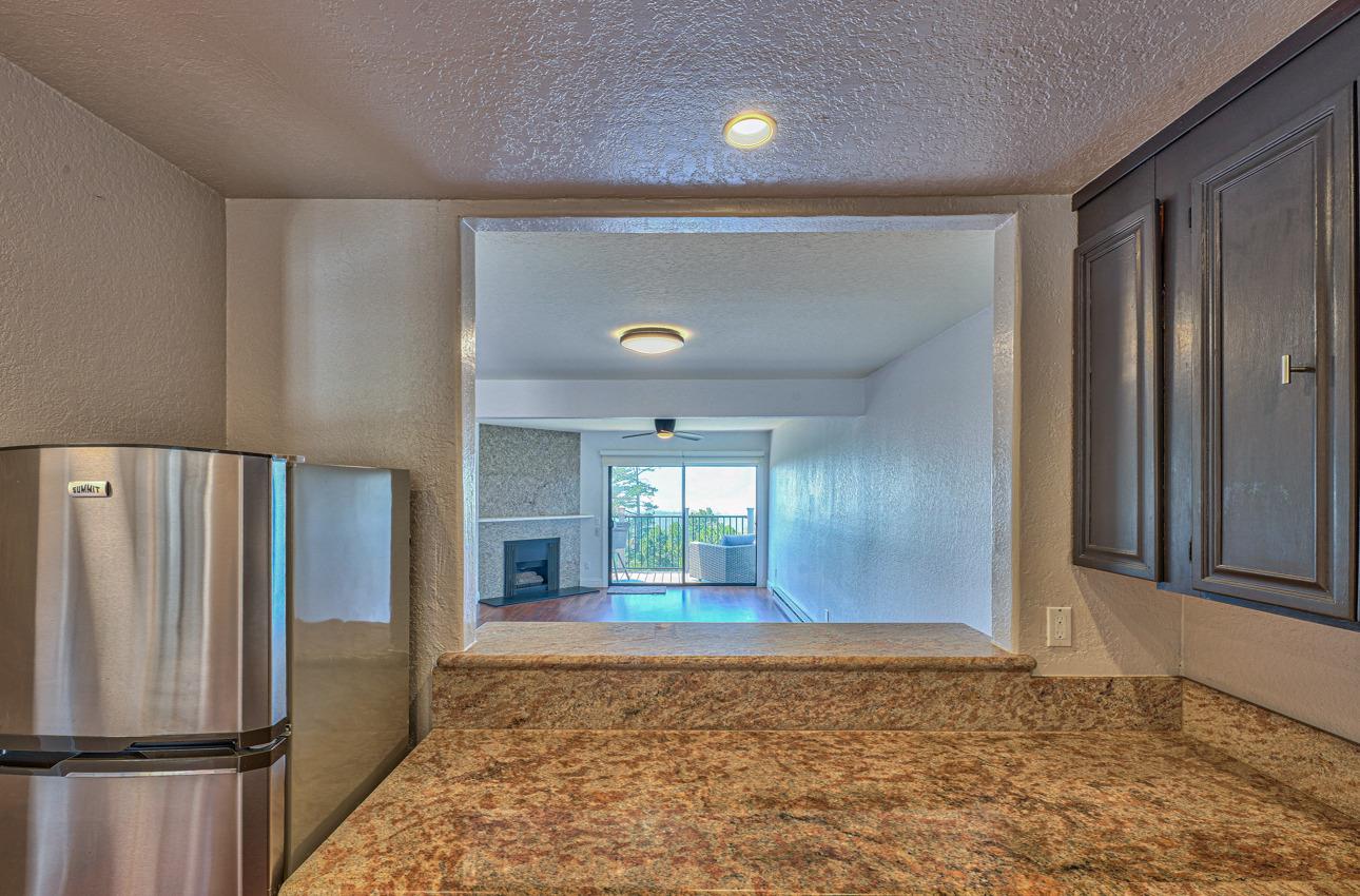 250 Forest Ridge Road, Unit 38 Monterey, CA 93940 - Photo 9 of 30 Gallery Image 9