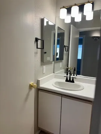 $2,000 | 8568 West Hatcher Road, Peoria, AZ 85345