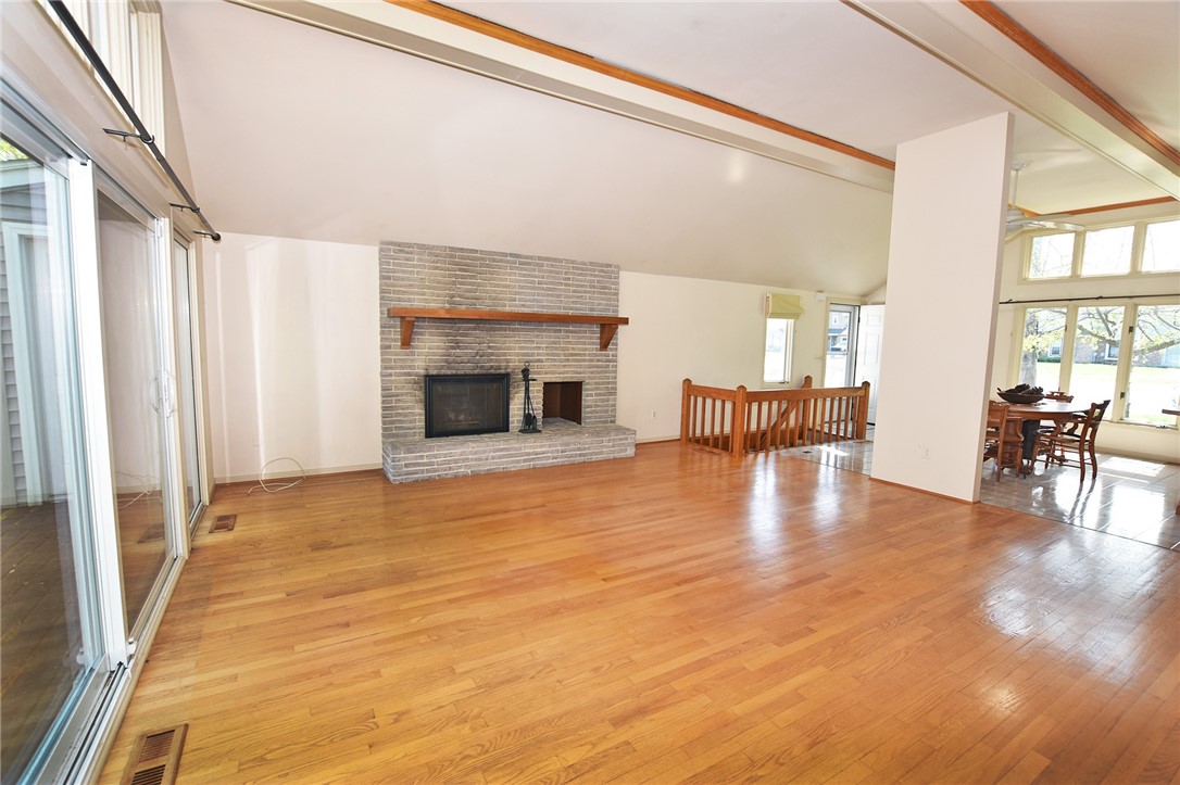 437 High St Extension Perinton, NY 14450 - Photo 4 of 24