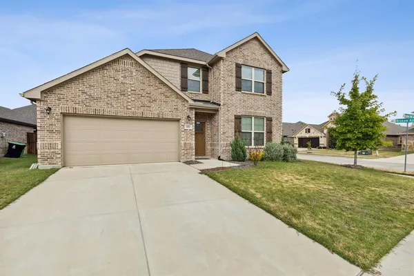 $2,795 | 1833 Meadow Trail Lane, Aubrey, TX 76227