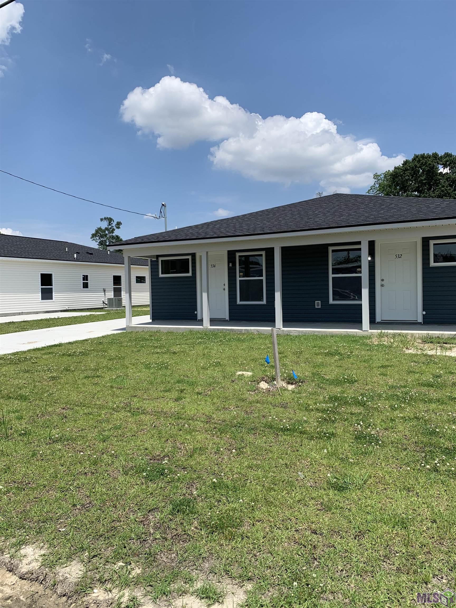 532 Live Oak Boulevard Baton Rouge, LA 70806 - Photo 2 of 11