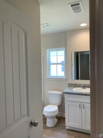 $1,200 | 532 Live Oak Boulevard, Baton Rouge, LA 70806