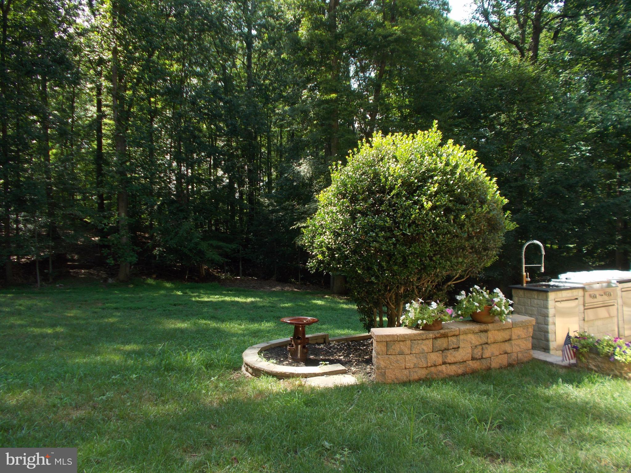 8034 Stillbrooke Road Manassas, VA 20112 - Photo 5 of 25 Exterior (Rear)