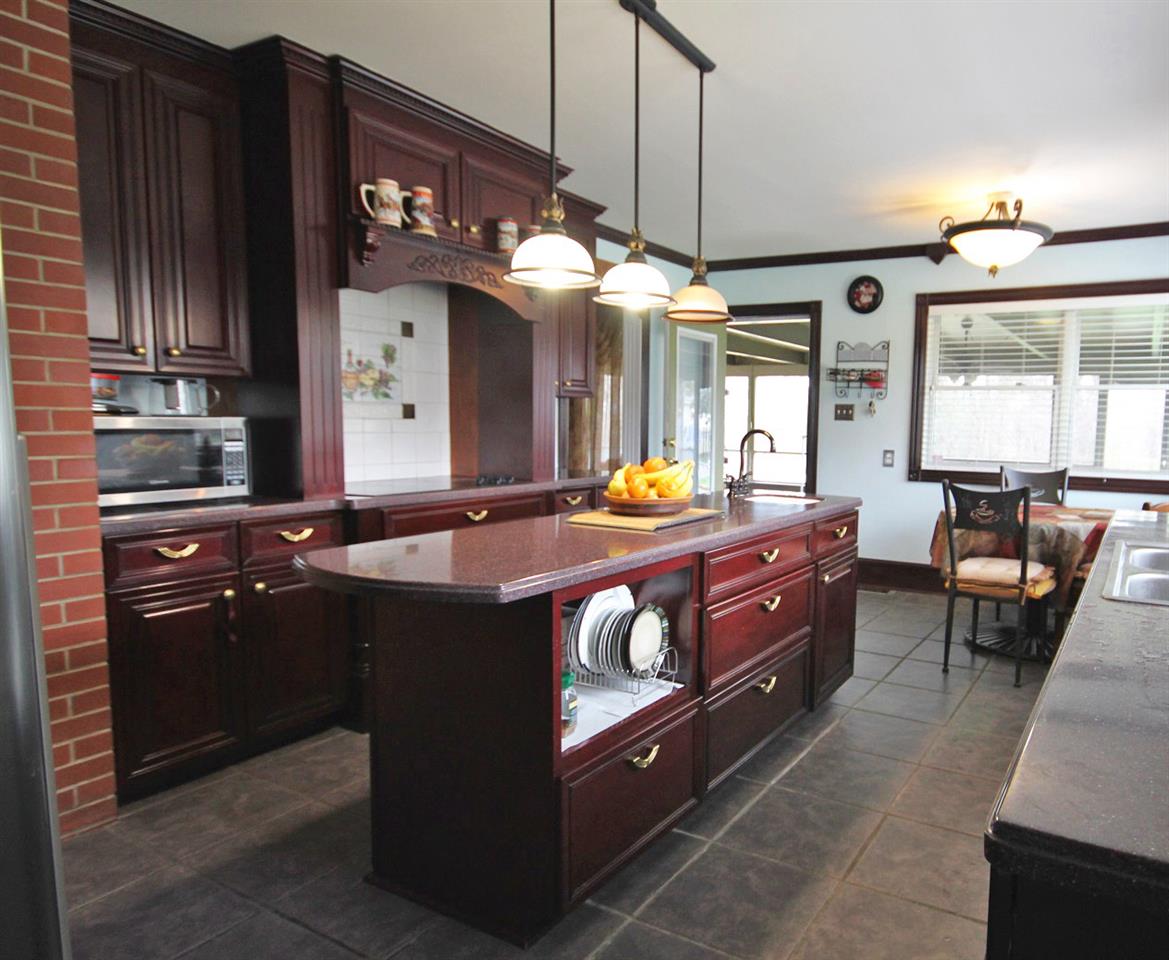 6601 Old State Road Evansville, IN 47710 - Photo 8 of 25 Gallery Image 8