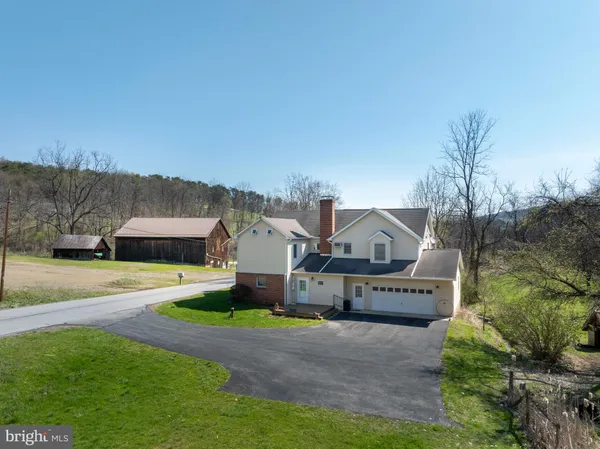 $1,200,000 | 5859 Bethel Road, Alexandria, PA 16611