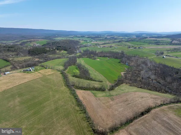 $1,200,000 | 5859 Bethel Road, Alexandria, PA 16611