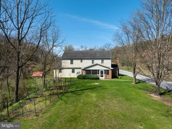 $1,200,000 | 5859 Bethel Road, Alexandria, PA 16611