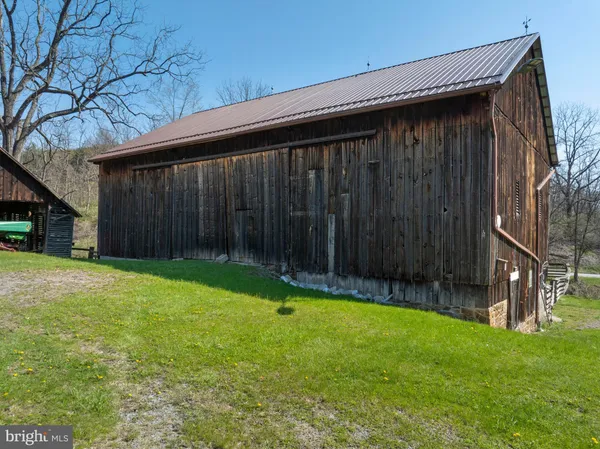 $1,200,000 | 5859 Bethel Road, Alexandria, PA 16611