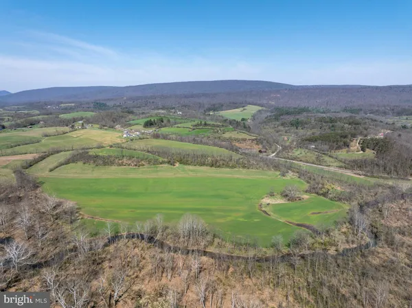 $1,200,000 | 5859 Bethel Road, Alexandria, PA 16611