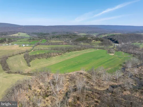 $1,200,000 | 5859 Bethel Road, Alexandria, PA 16611