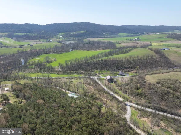$1,200,000 | 5859 Bethel Road, Alexandria, PA 16611