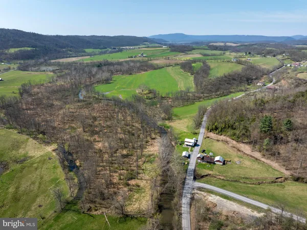 $1,200,000 | 5859 Bethel Road, Alexandria, PA 16611