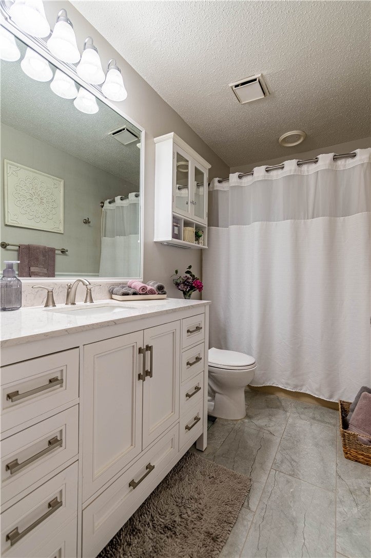 2893 Grove Court Decatur, IL 62521 - Photo 14 of 24 Gallery Image 14