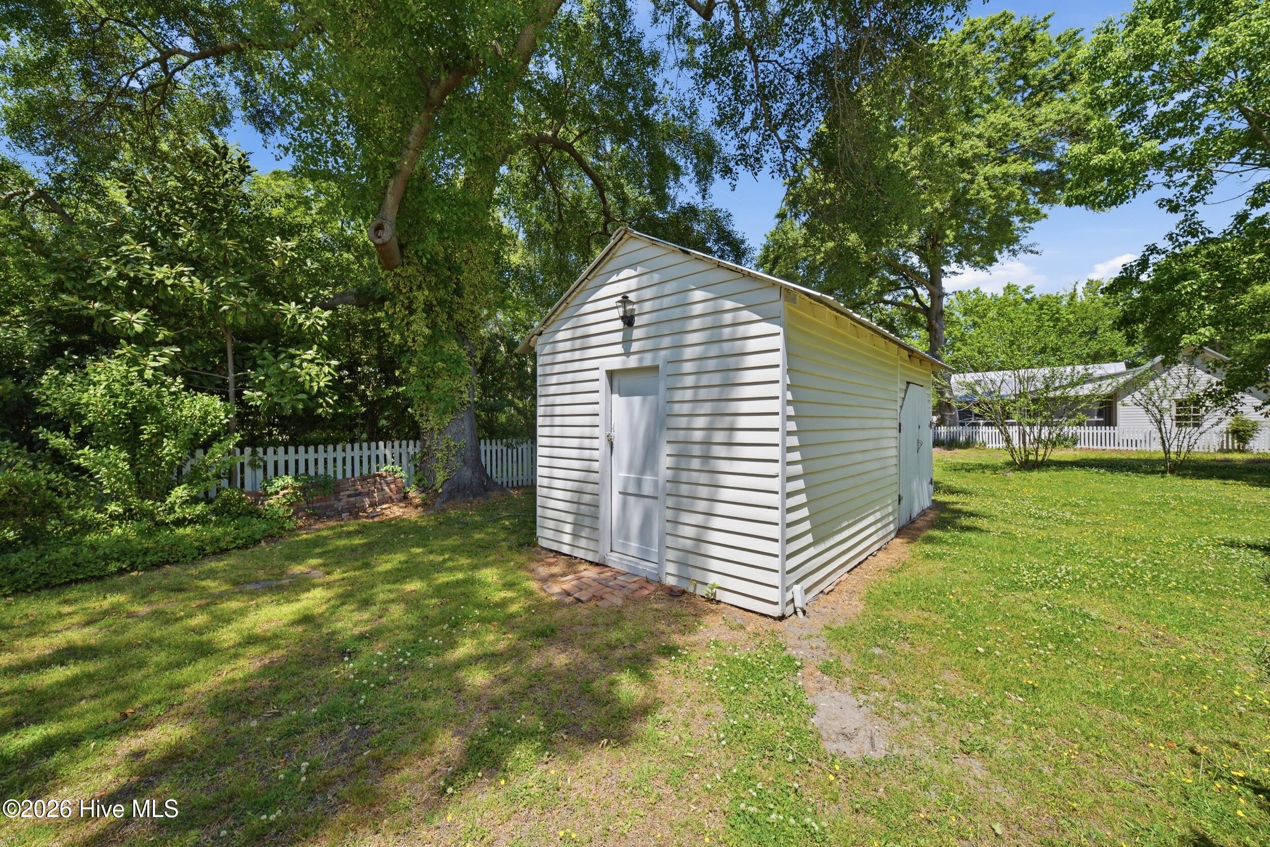 409 Elliott Street Edenton, NC 27932 - Photo 37 of 39 Out Building