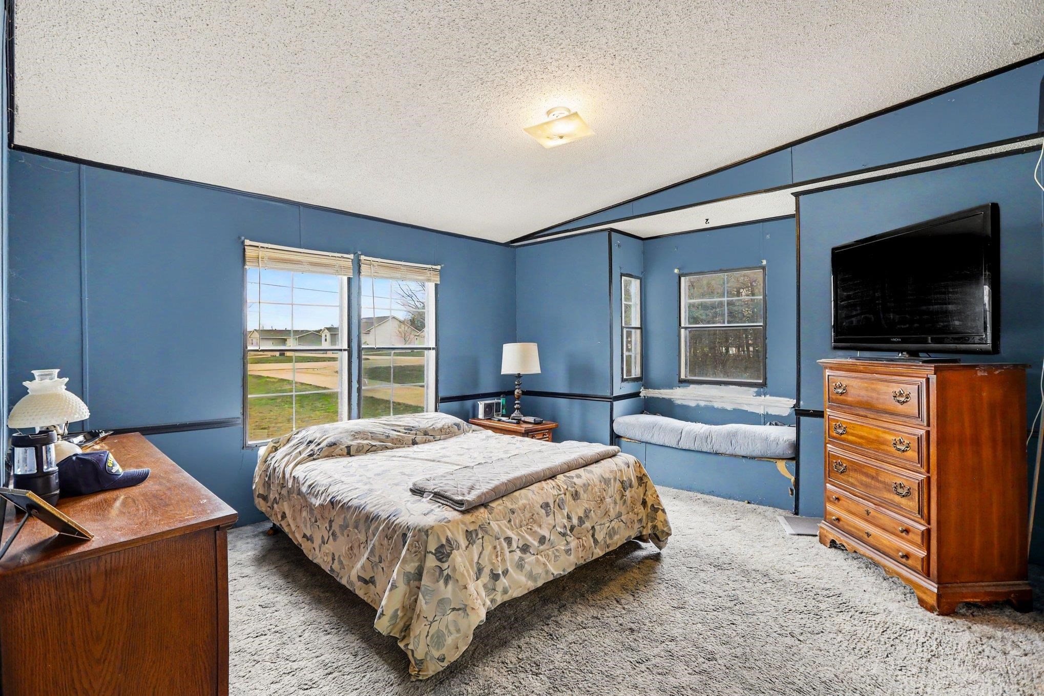 2652 Sawyer Road Traverse City, MI 49685 - Photo 14 of 23 Gallery Image 14