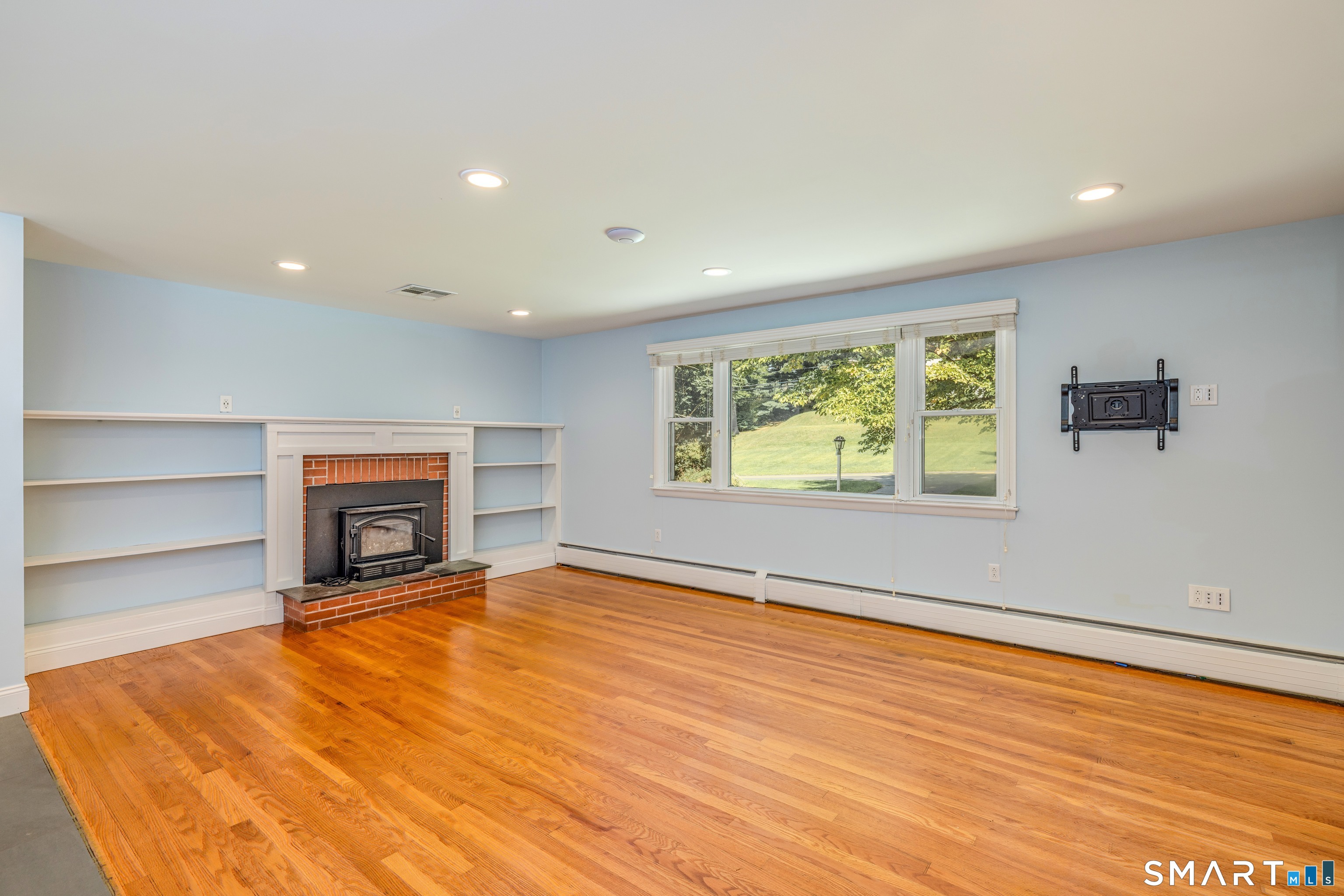 171 Loehr Road Tolland, CT 06084 - Photo 18 of 40 Gallery Image 18