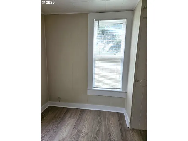 $210,000 | 201 East Burgen Street, Goldendale, WA 98620