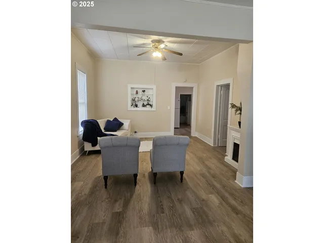 $210,000 | 201 East Burgen Street, Goldendale, WA 98620