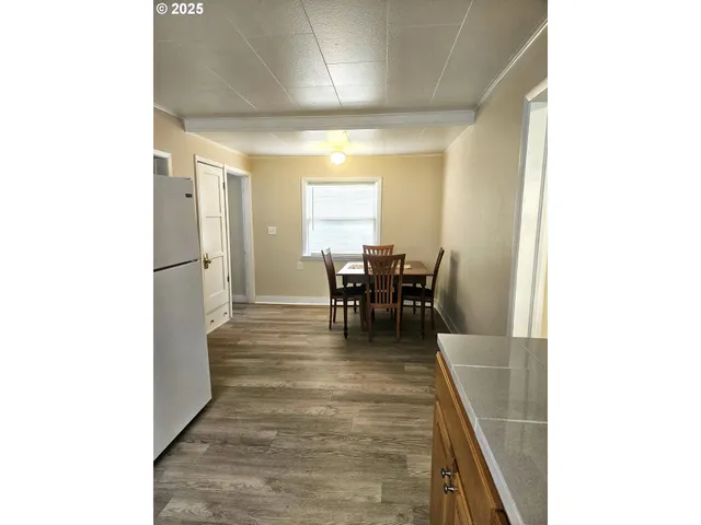 $210,000 | 201 East Burgen Street, Goldendale, WA 98620