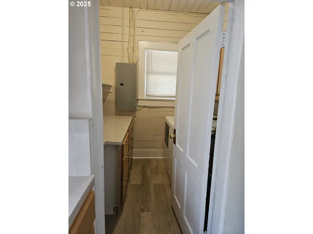 $210,000 | 201 East Burgen Street, Goldendale, WA 98620