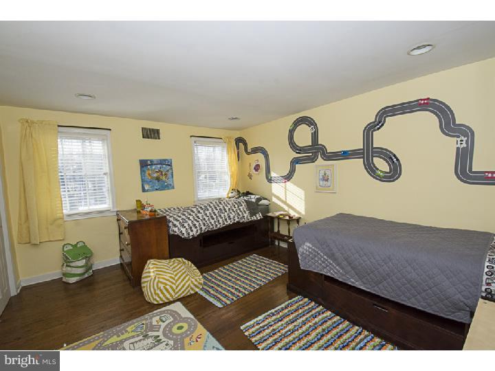 70 Kynlyn Road Radnor, PA 19087 - Photo 15 of 25 Bedroom 3